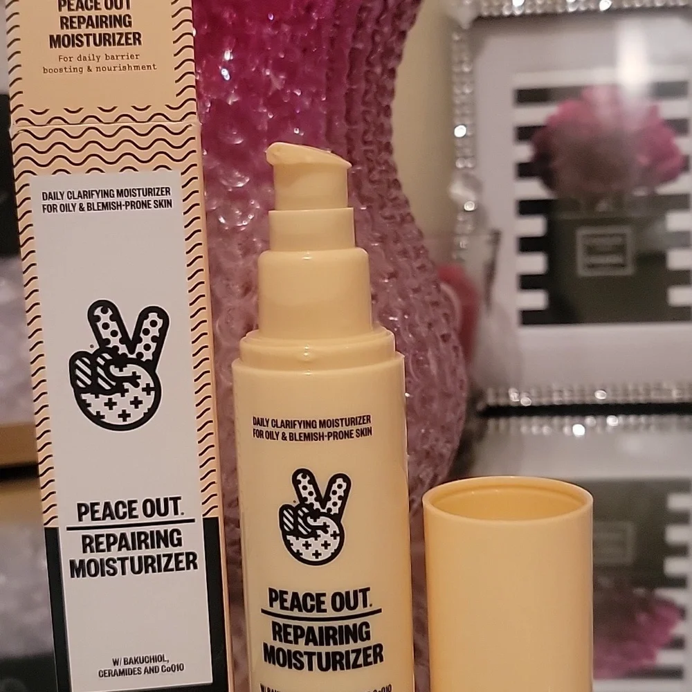 Peace Out Repairing Moisturizer.1.7 Oz. Full Sized. Never Used. - Picture 7 of 9